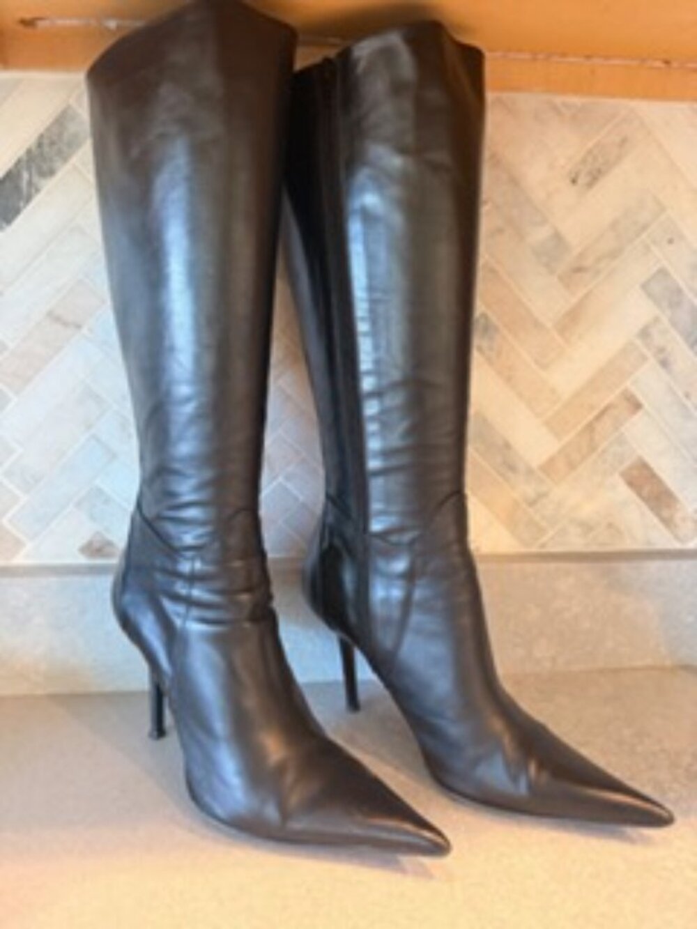 CHARLES DAVID Made in Italy Black Baby Calf Leather Stiletto Knee High Boots 8.